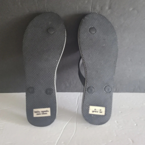 Kate Spade black/white flip flop sz.7 women's - Picture 6 of 9